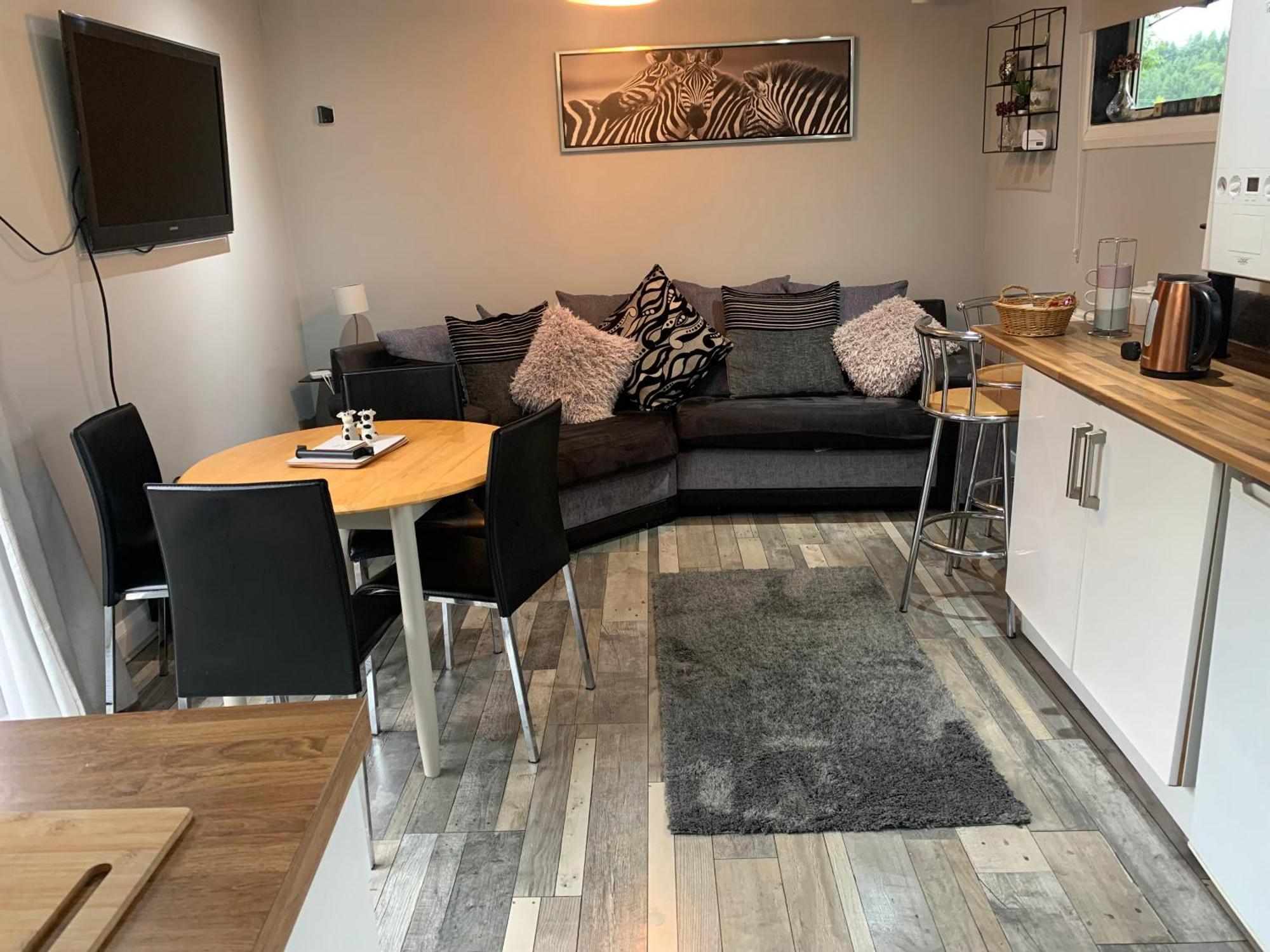 Stunning 2-Bed Cabin In Nantglyn Denbigh Esterno foto